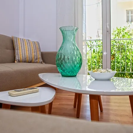 Apartment Tulip House
